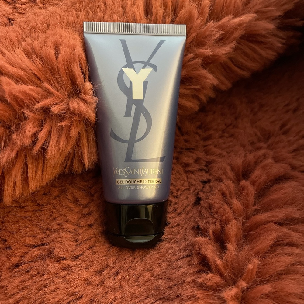 Y YSL douche
